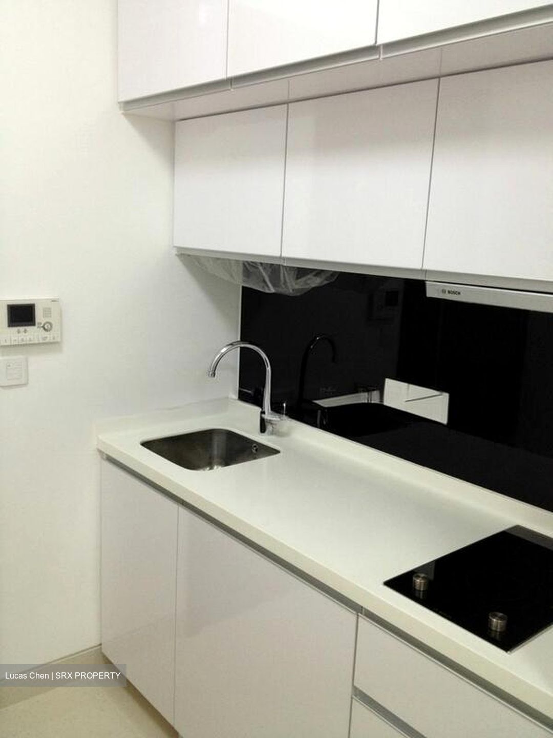 Centra Suites (D14), Apartment #521582121